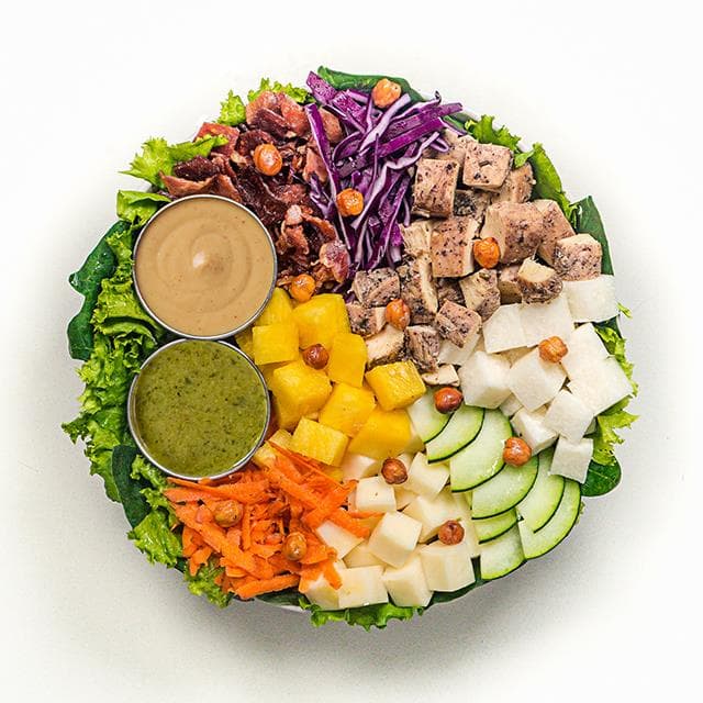 Ensalada Pineapple Chicken Bay.