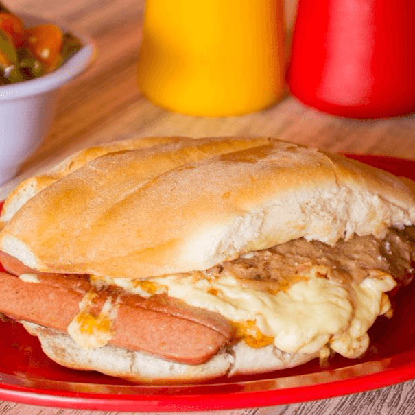 1 Torta "CAMPEON"* + 1 Torta "TRADICIONAL"