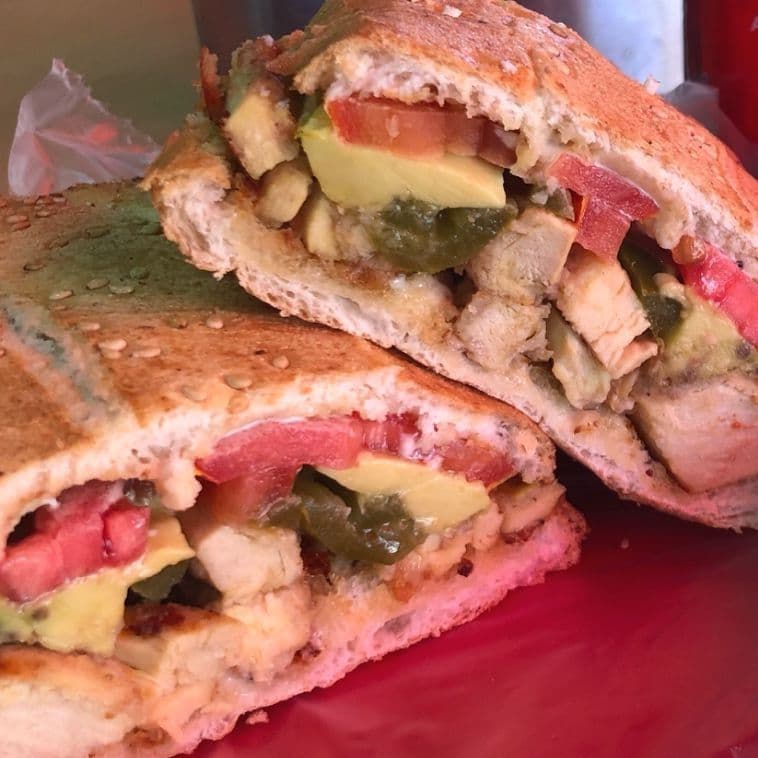 Torta de Pechuga Empanizada Promo