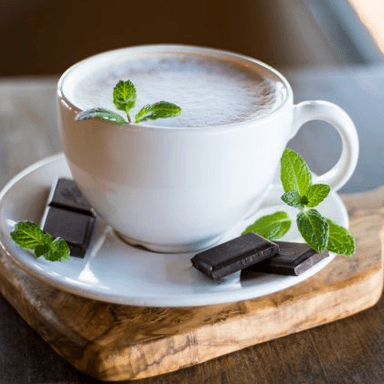 Chocolate Blanco Caliente con Menta TURIN