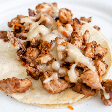 Taquito de Chuleta con Queso