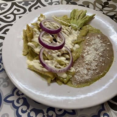 Chilaquiles en Salsa Verde