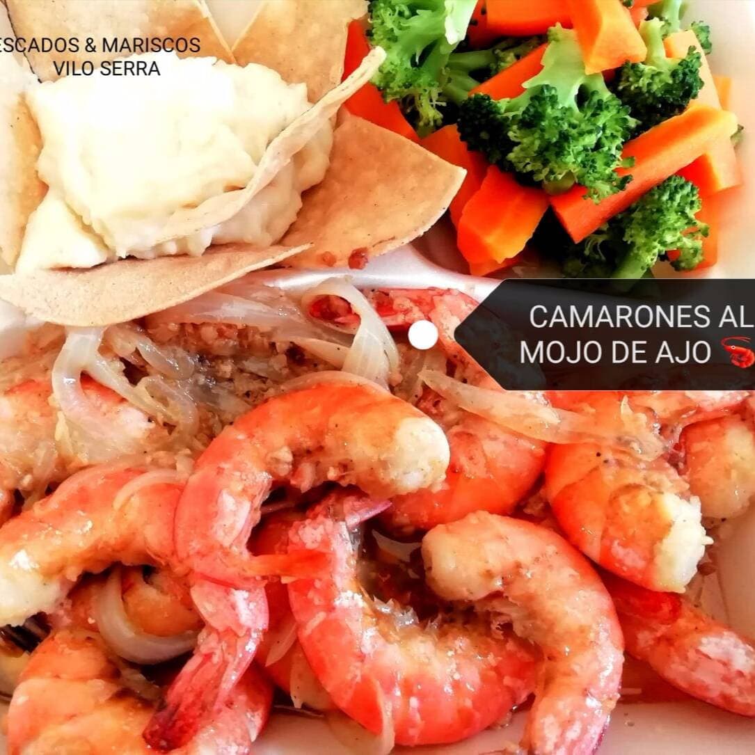 CAMARONES AL MOJO DE AJO
