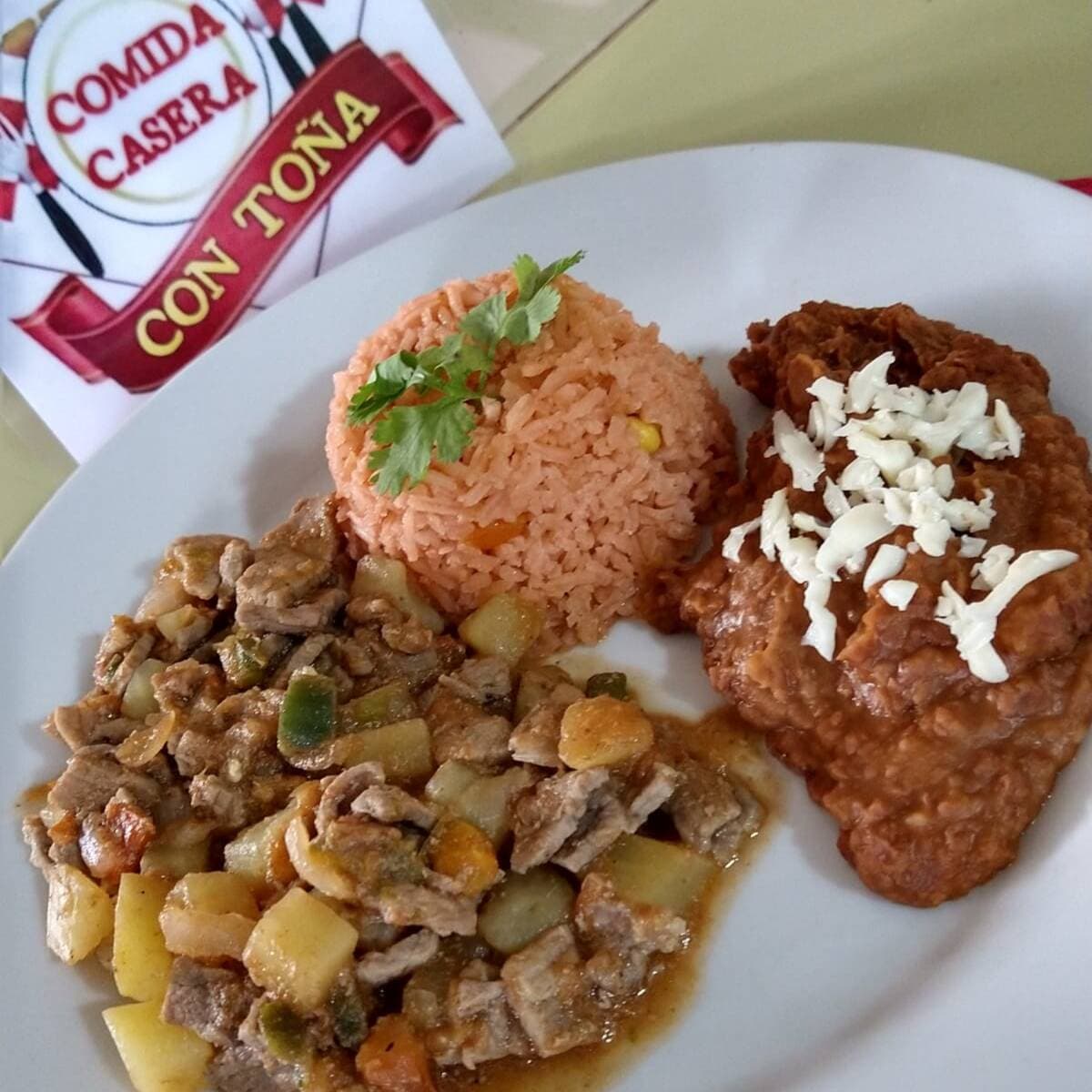 PLATILLO DE BISTECK RANCHERO