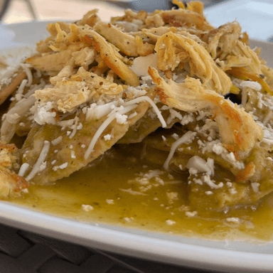 Chilaquiles con Pollo