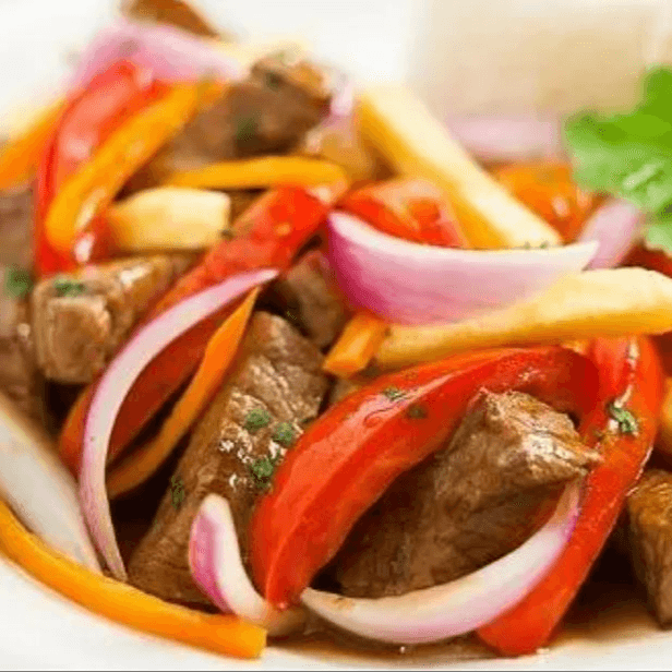 Lomo Saltado Criollo