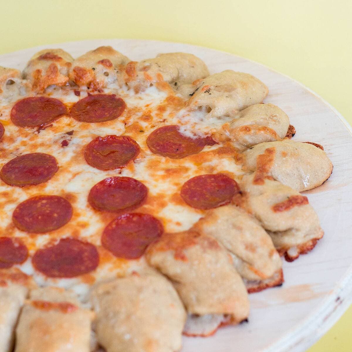 Pizza grande pepperoni chesee pops
