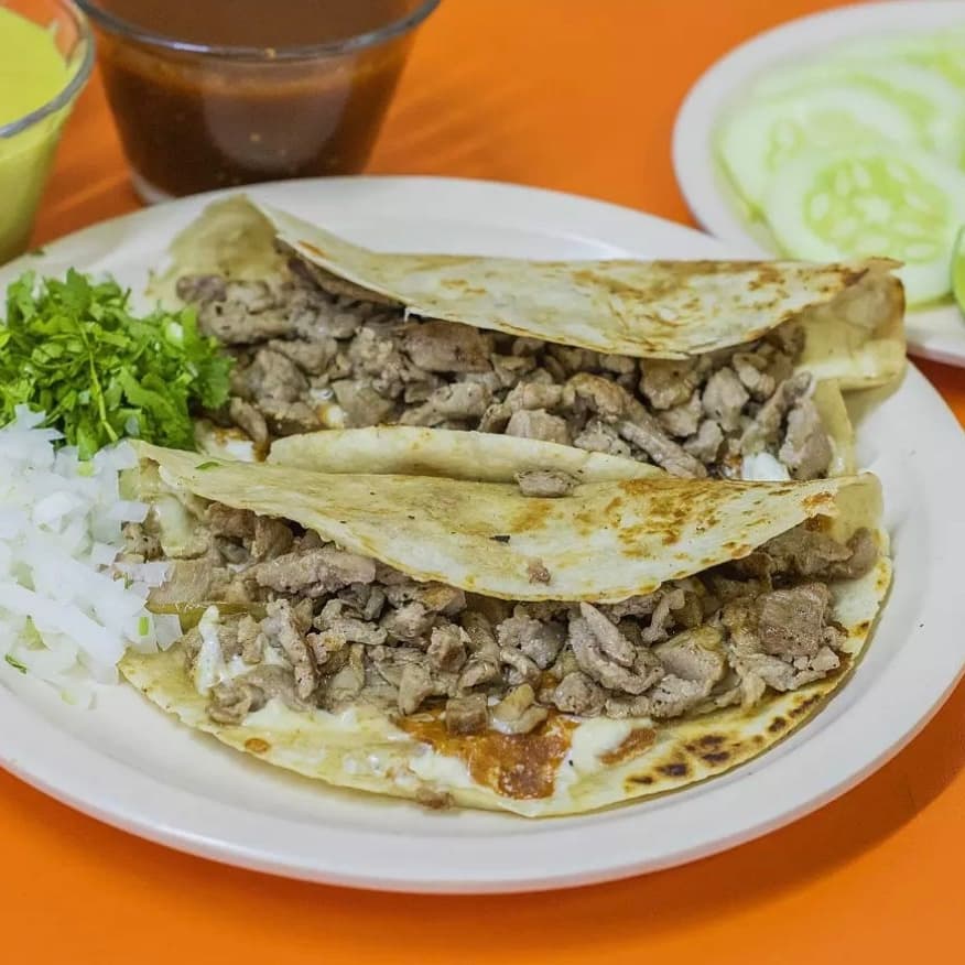 Quesadilla con Carne