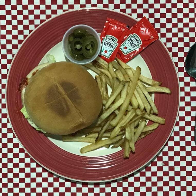 Hamburguesa Sencilla de Pollo