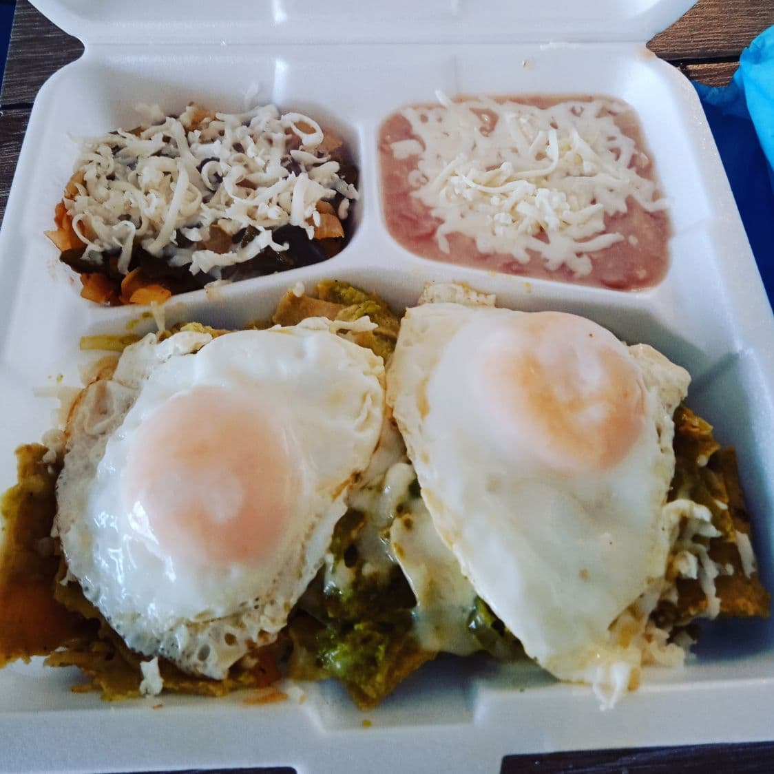 Combo Chilaquieles huevo + bebida