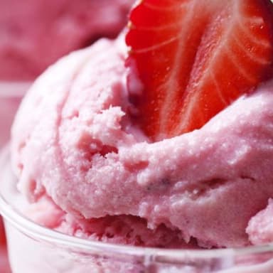 Nieve de Fresa (1/2L)