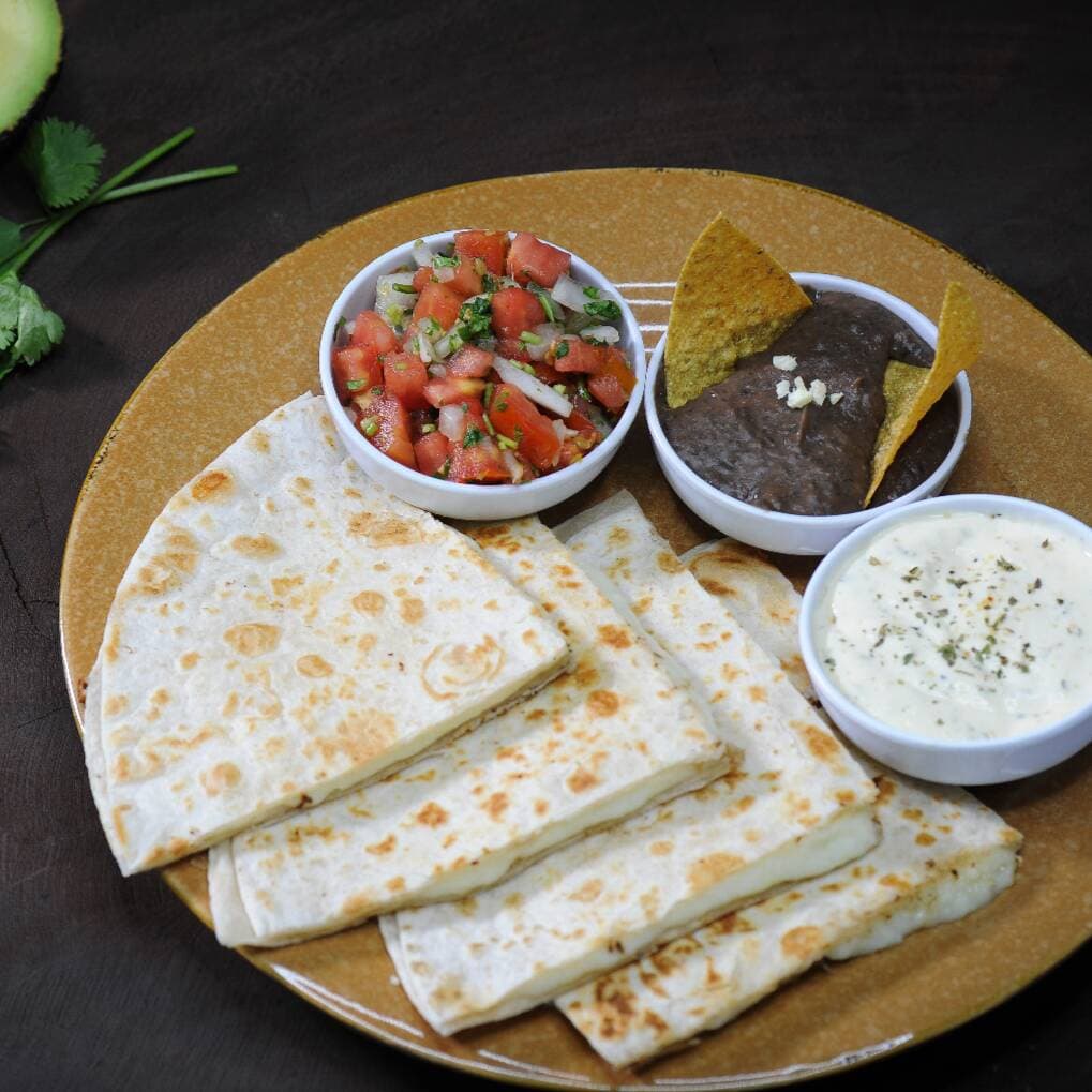 Quesadilla Pollo o Carne