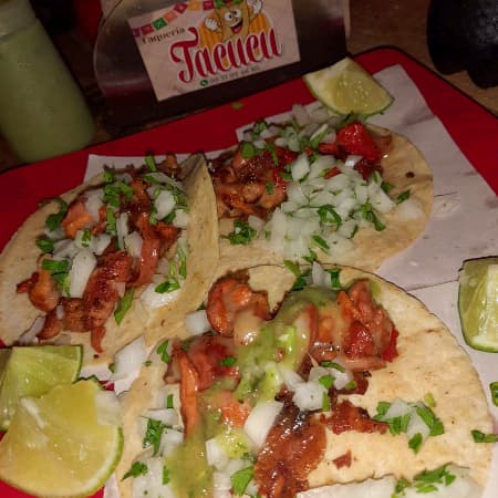 Tacos de pastor  y jamaica