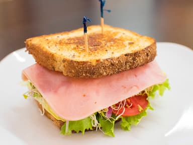 Sándwich de Jamón  de Pierna con Pan a Elegir