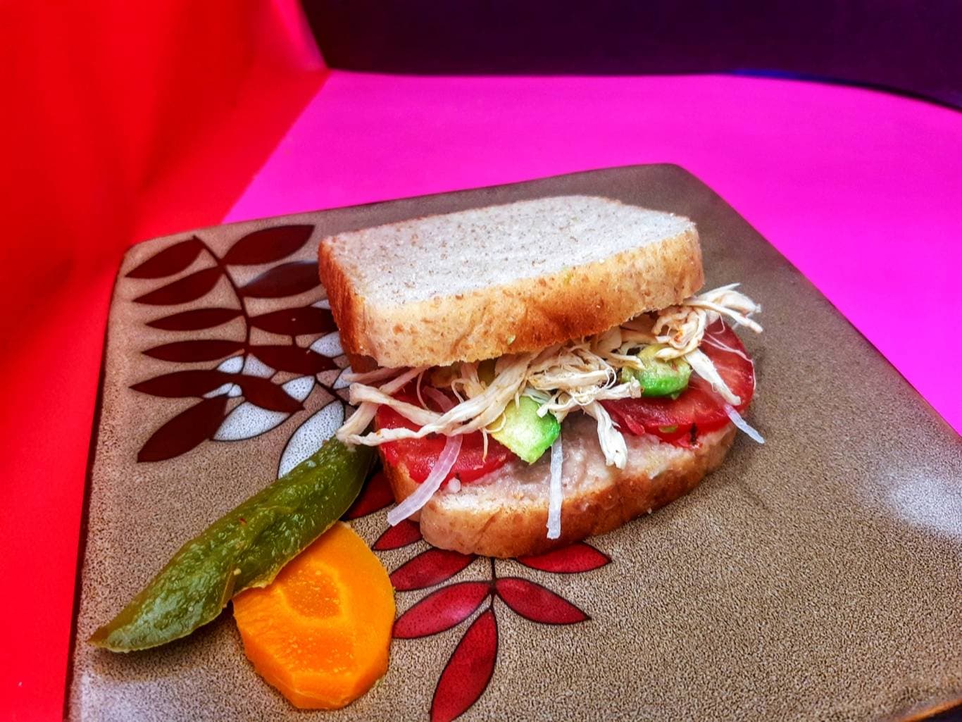 Sándwich Integral de Pollo