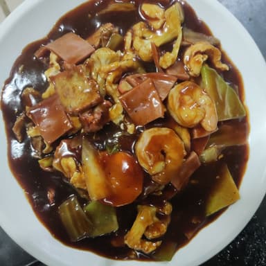 Chop Suey en Salsa de la casa招牌烩面