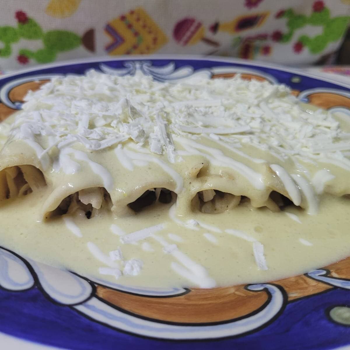 Enchiladas Suizas (6 pz)
