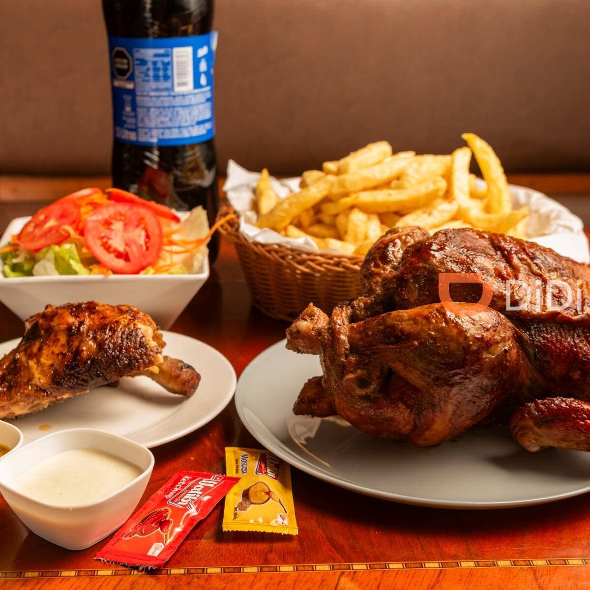 1 Pollo a la Brasa + 1/4 Pollo a la Brasa + Gaseos