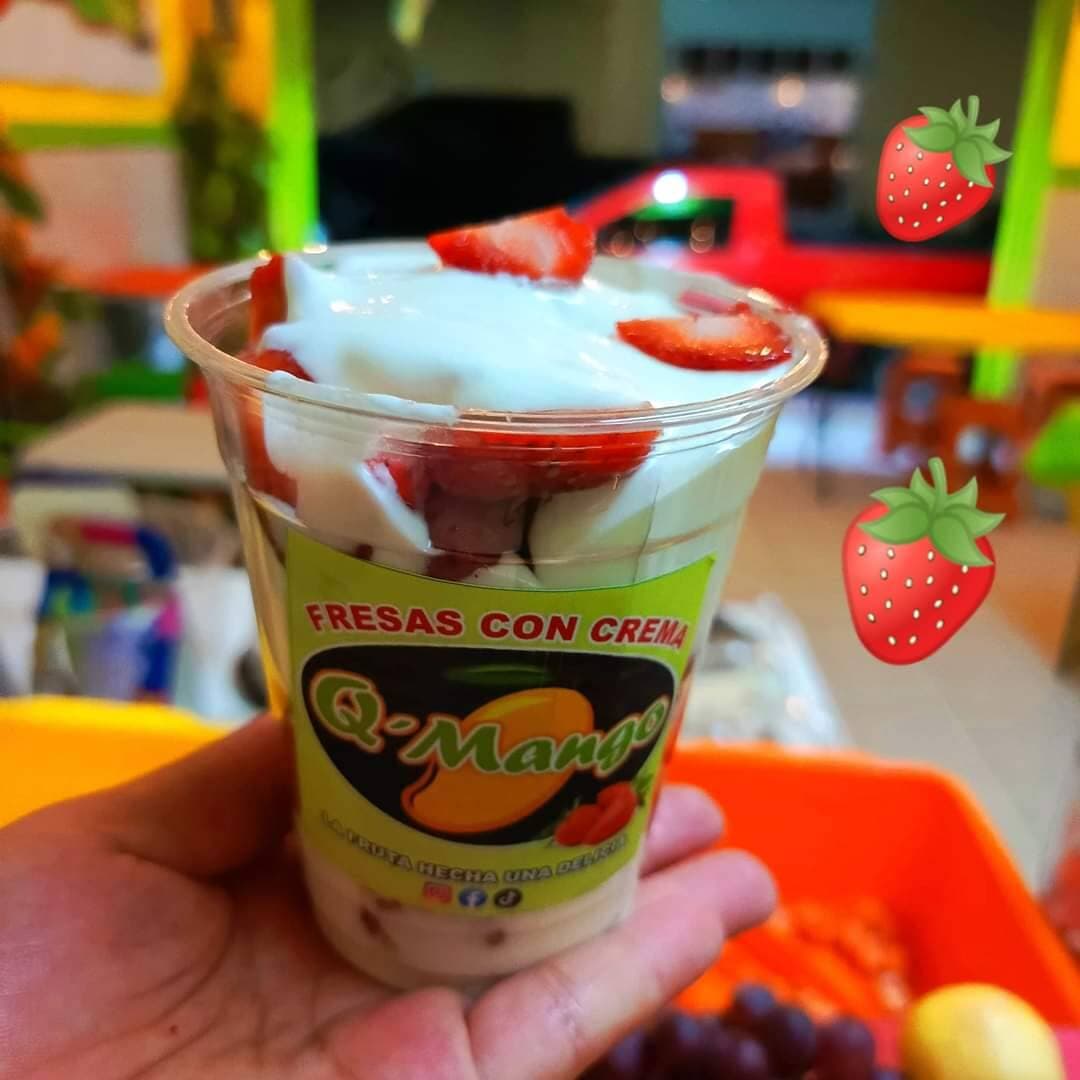 Fresas con Crema Vaso Mediano 3 Cereales