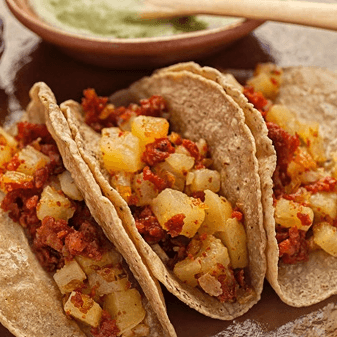 Taco de Papas con Chorizo