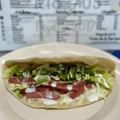 Quesadilla de Harina Salchicha