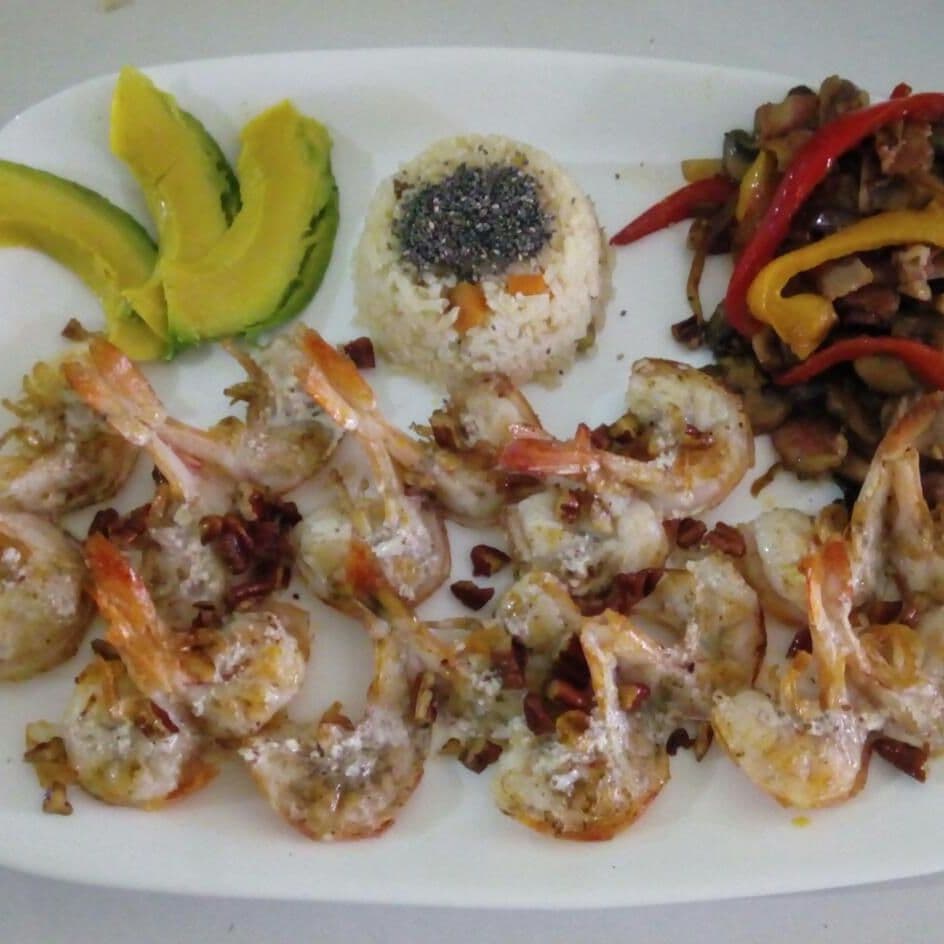 Camarones a la Nuez
