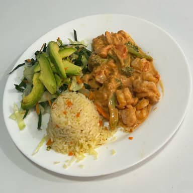Camarones con crema de chipotle