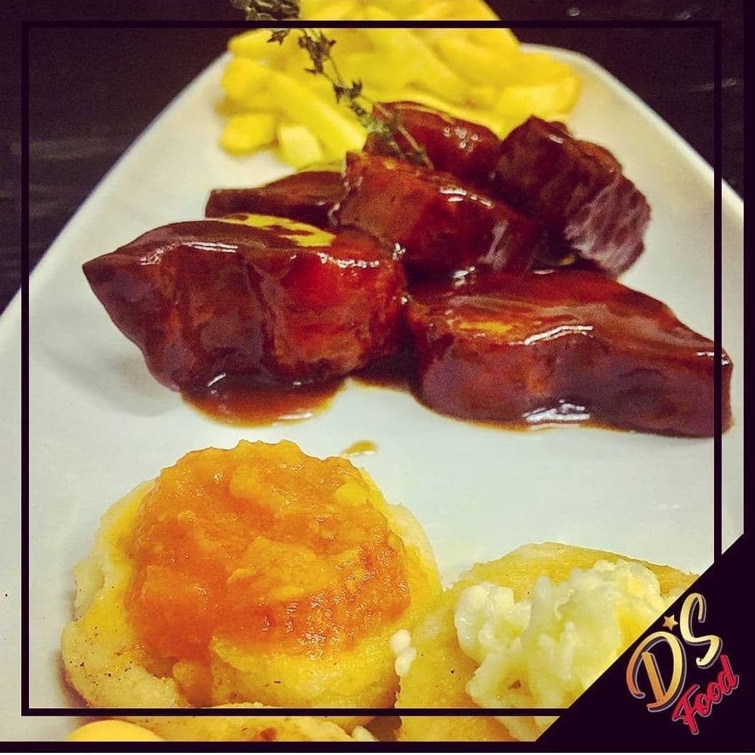 Costillas Ahumadas BBQ.