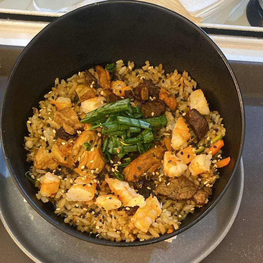 YAKIMESHI SENCILLO (ESPECIFICAR INGREDIENTE)