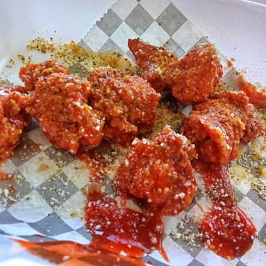 12pz Boneless BUFALO LIMON PIMIENTA C/PAPAS FRITAS