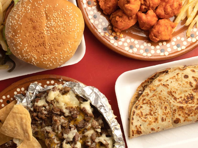 POLLOS Y CARNES ASADAS CAMPOS