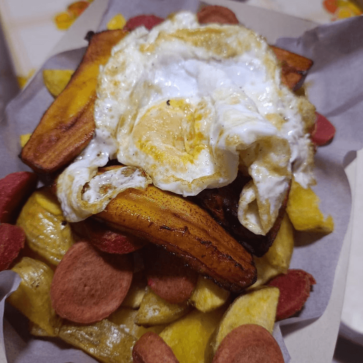 Salchi Pobre Con Hot Dog Frankfurter