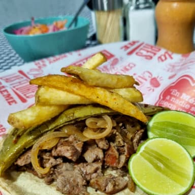 SUPER TACO DE SUADERO
