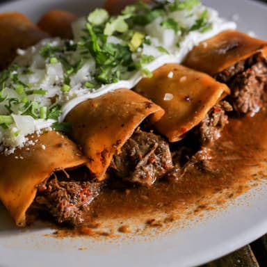 Enchiladas de Birria