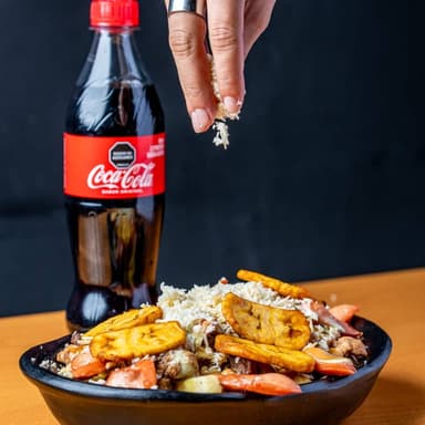 Combo salchipapa madurita