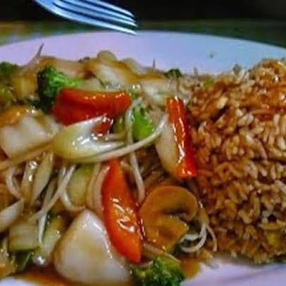 Combinado De Pollo  + Sopa Wantan o Wantan Frito