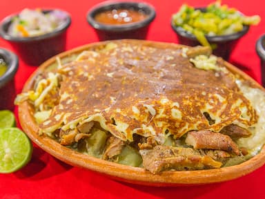 Papa Campechana (Asada y Chorizo)