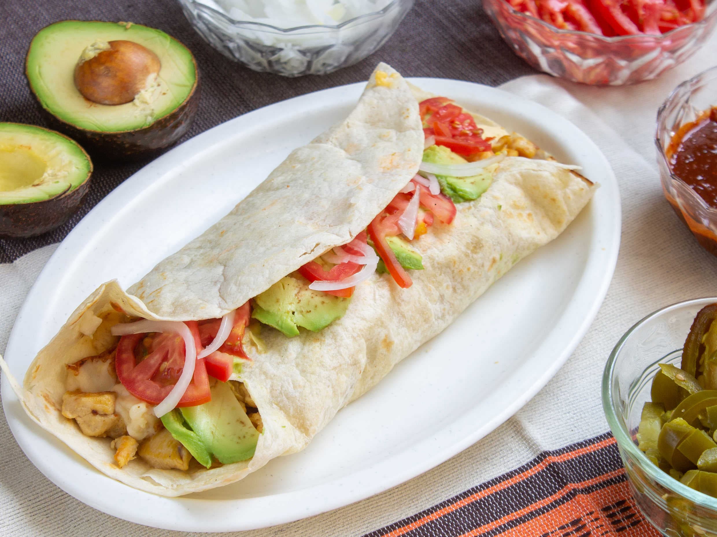 Burrito Chorizo Queso Amarillo y Quesillo