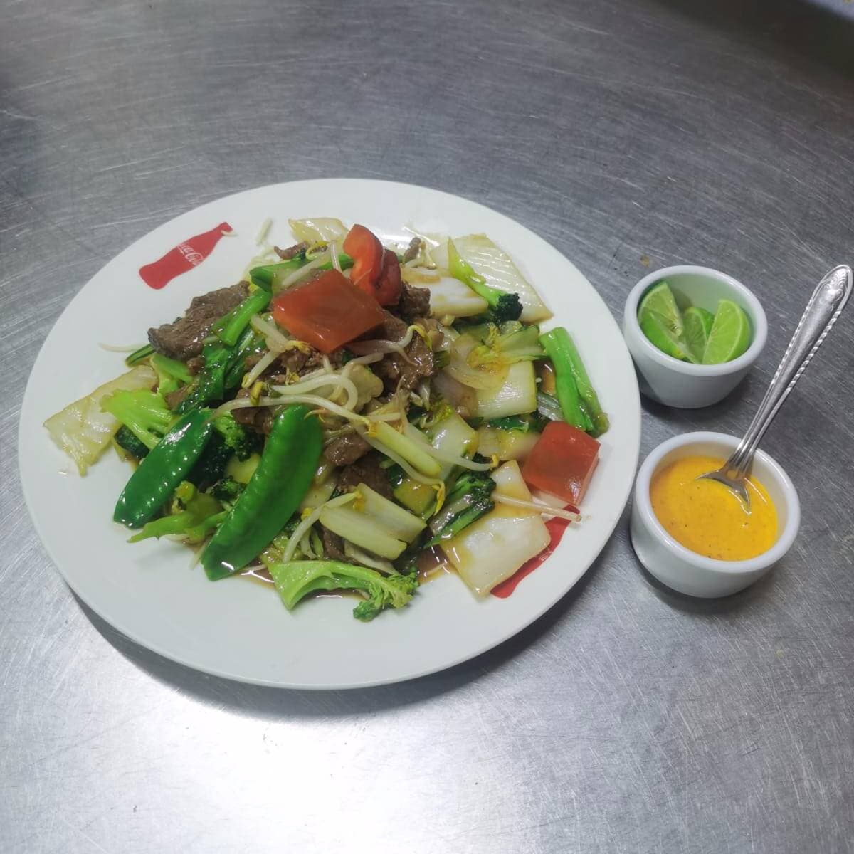 Tallarín con Carne