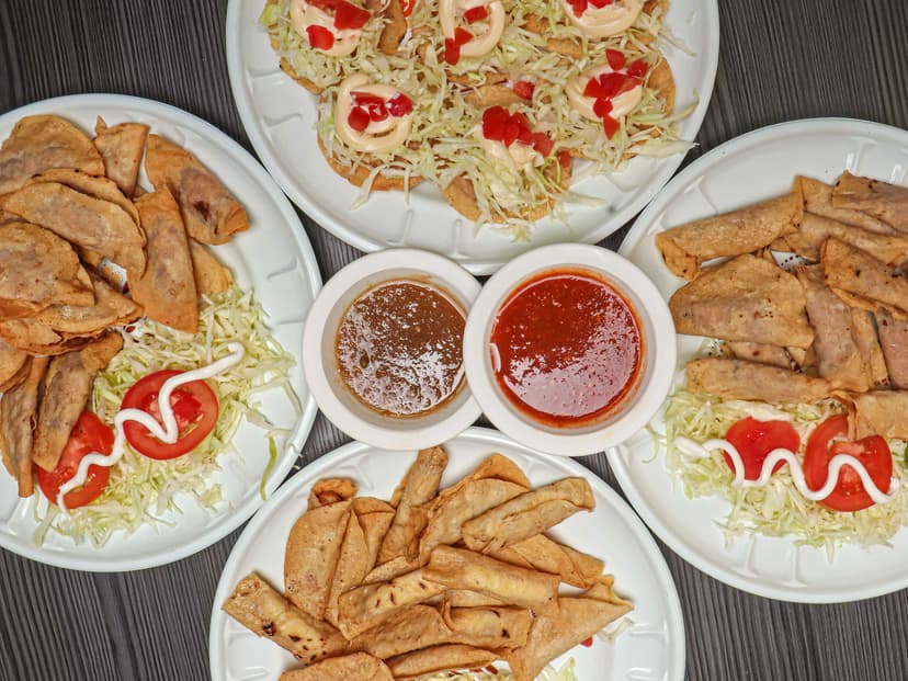 TAQUITOS DE PAPEL SALENDRO