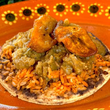 Taco de Chicharrón en Salsa Verde