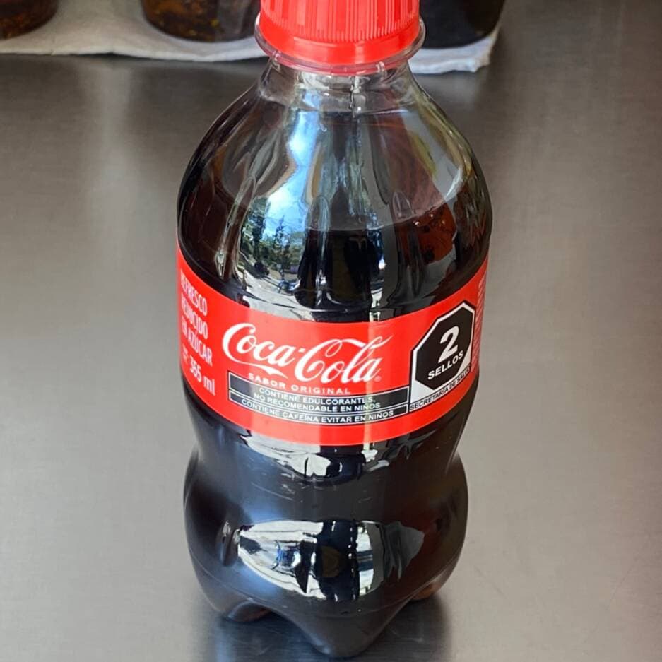 Coca - Cola original.