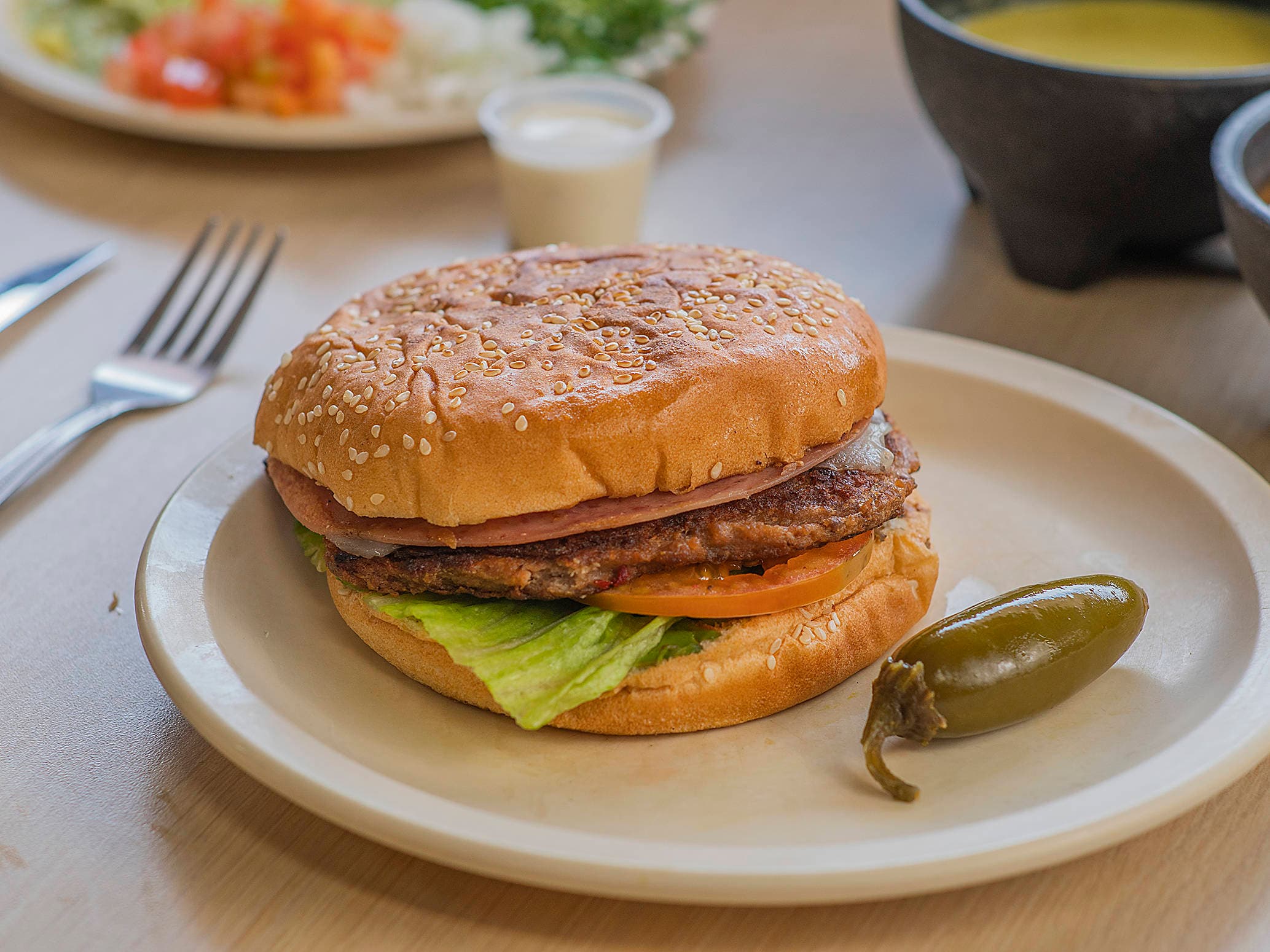 Hamburguesa Con Carne Asada