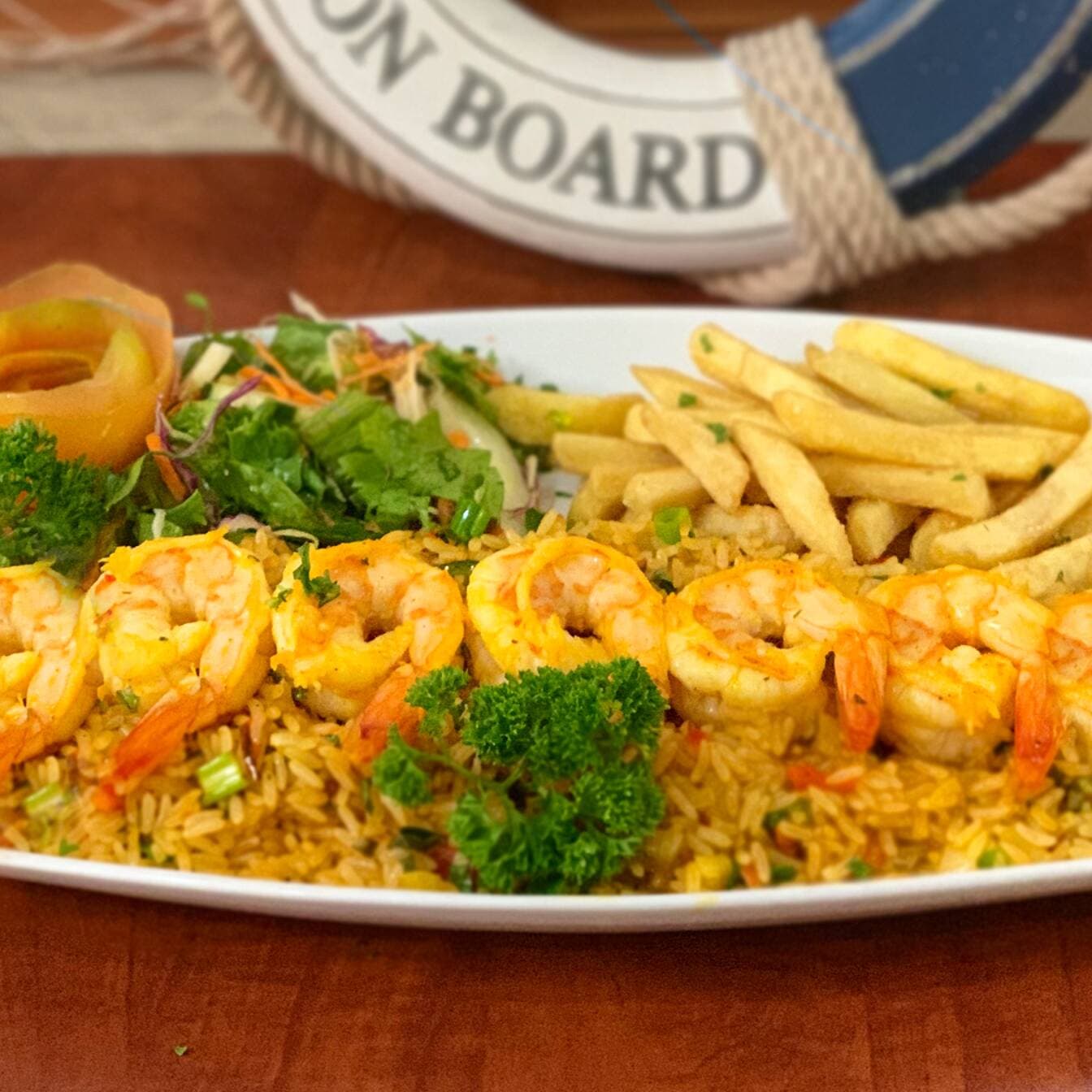 Arroz con camarón juvenil