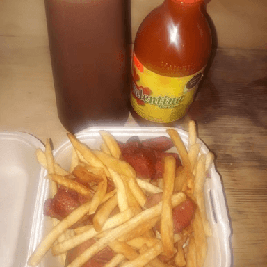 SALCHIPAPAS**