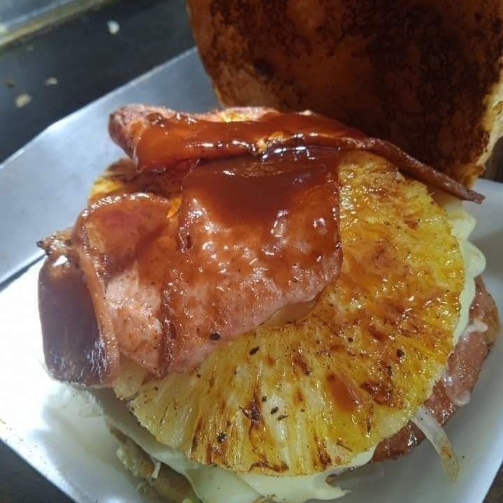 Hamburguesa Hawaiian