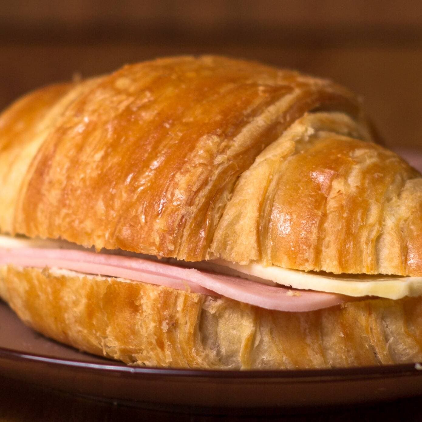 Sándwich Croissant Mixto
