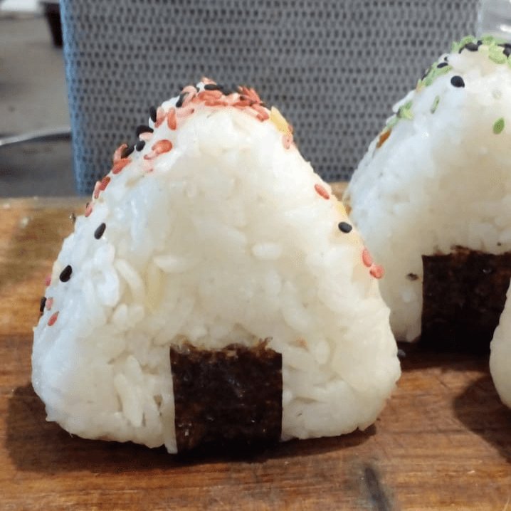 Onigiri Salmon ( 1 pza )