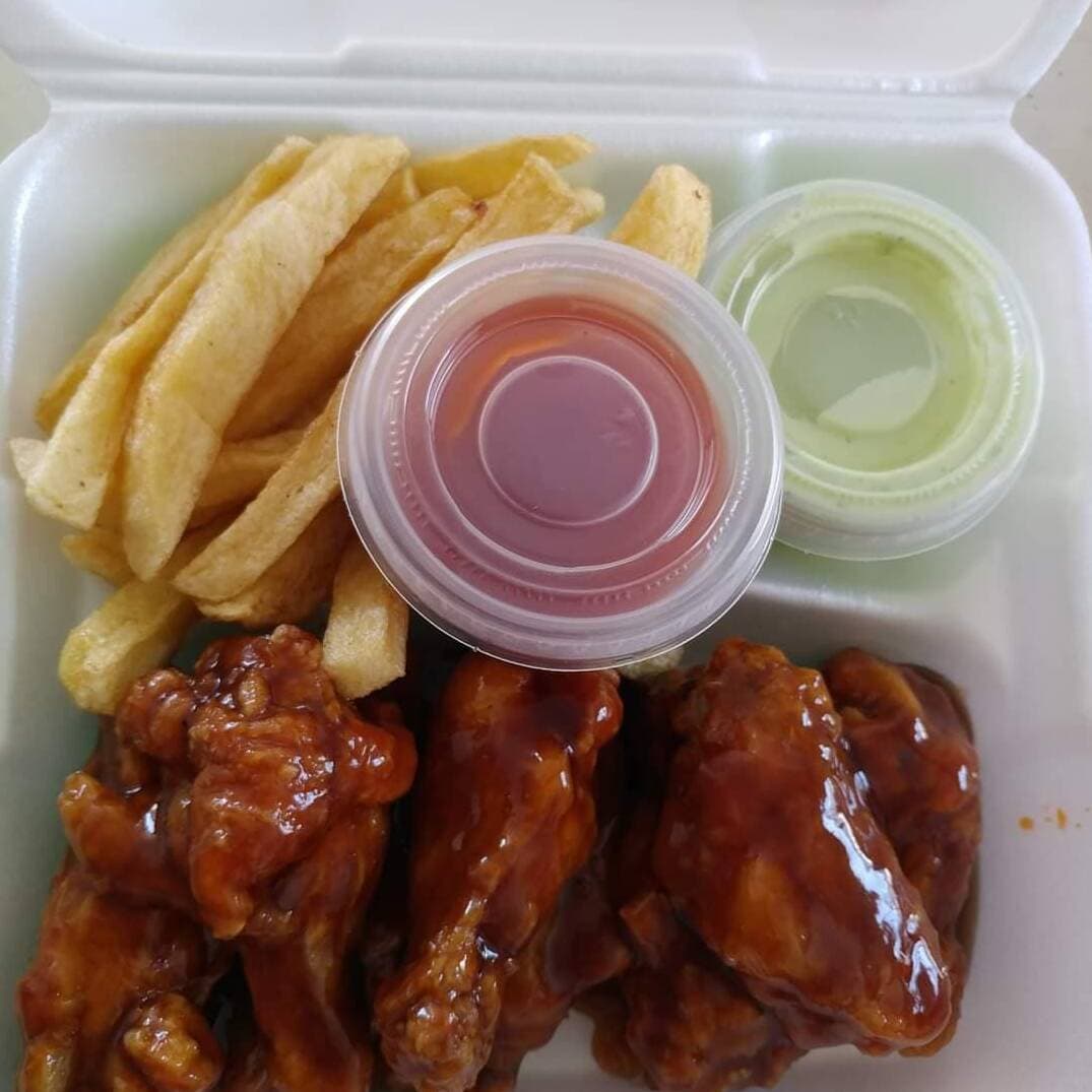 Combo Alitas + Papas a la Francesa