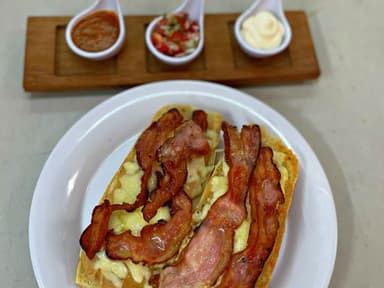 Combo de Molletes Salados y bebida